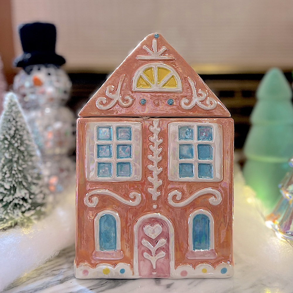 ✨NEW🍪10 Strawberry Street Pearlescent Pastel Gingerbread House Cookie Jar❄️